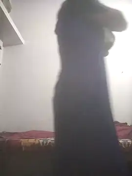 Snapshot of sonalicrossy chatting on 10/12/25, 12:37 sonalicrossy online show from 10/12/25, 12:37