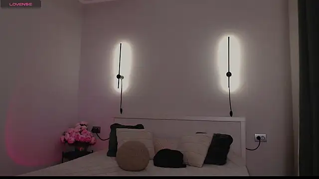 Snapshot of ly_lydia chatting on 10/02/25, 02:18 ly lydia online show from 10/02/25, 02:18