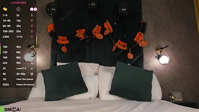 Larrine Morgan online show from 10/28/25, 02:04