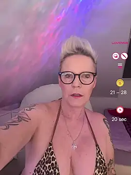 German Milf online show from 05/03/26, 12:55