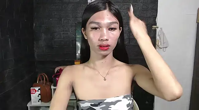 ToKeNa online show from 02/19/25, 02:23