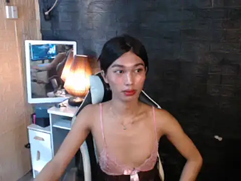 ToKeNa online show from 03/13/25, 04:38