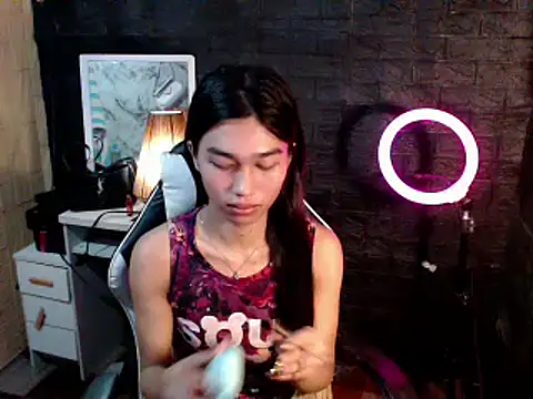 ToKeNa online show from 03/15/25, 05:48