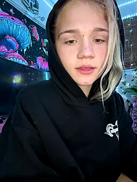 Cutiepiespanks online show from 09/15/25, 05:51