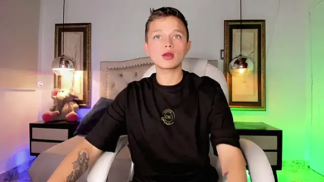 Snapshot of Tim_wolf chatting on 11/14/25, 09:57 Tim wolf online show from 11/14/25, 09:57