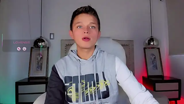 Snapshot of Tim_wolf chatting on 11/26/25, 10:11 Tim wolf online show from 11/26/25, 10:11