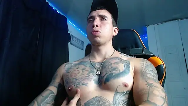 Snapshot of Adam_Hudsond chatting on 11/07/25, 03:50 Adam Hudsond online show from 11/07/25, 03:50