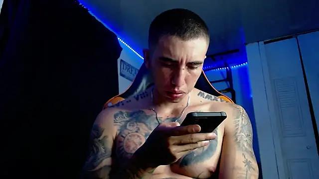 Adam Hudsond online show from 07/08/26, 02:27