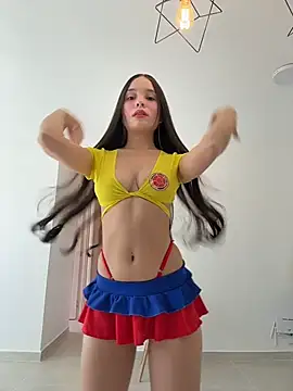 MiaJacksonn online show from 06/11/26, 05:22