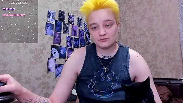 Snapshot of Imlinn chatting on 10/24/25, 03:41 Imlinn online show from 10/24/25, 03:41