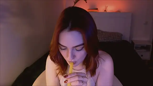 LilyFarey online show from 12/02/24, 07:16