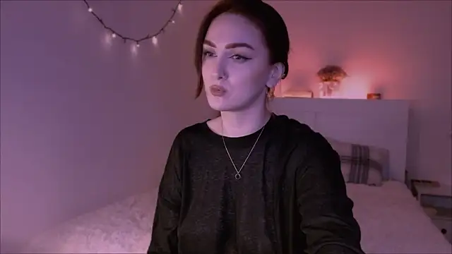 LilyFarey online show from 01/29/25, 05:45