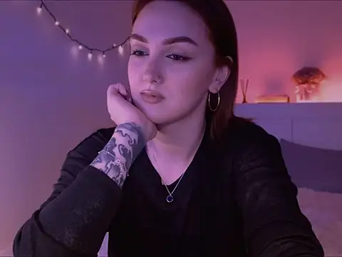 LilyFarey online show from 01/31/25, 10:31