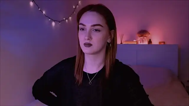 LilyFarey online show from 02/09/25, 04:07