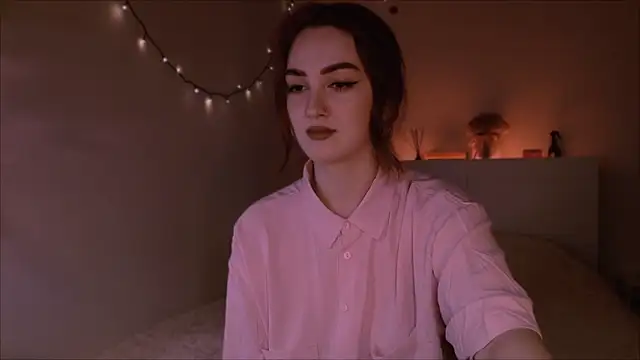 LilyFarey online show from 02/23/25, 08:22