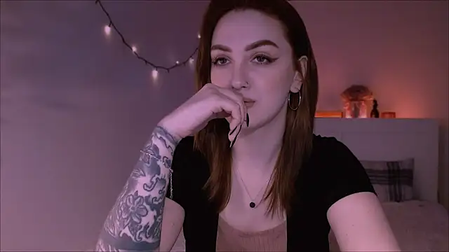 LilyFarey online show from 02/24/25, 06:36