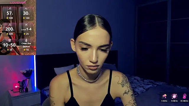 SophieCatty online show from 09/19/25, 01:23