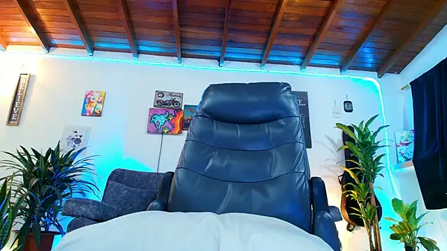 Snapshot of RyanCarter_ chatting on 09/28/25, 03:50 RyanCarter online show from 09/28/25, 03:50