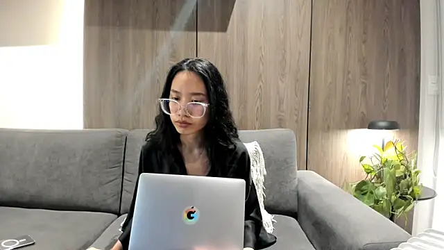 Snapshot of itsyourcassie chatting on 09/19/25, 12:12 itsyourcassie online show from 09/19/25, 12:12