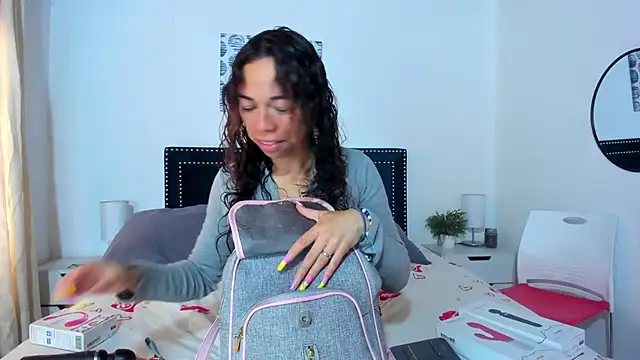 ZulyMichels online show from 12/06/24, 12:16