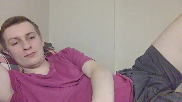 Snapshot of your_andy chatting on 12/20/25, 07:48 your andy online show from 12/20/25, 07:48