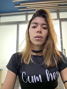 Girl Cherry online show from 02/04/25, 10:54