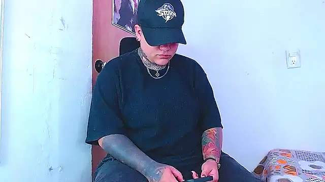 Techno 420  online show from 12/20/24, 06:02