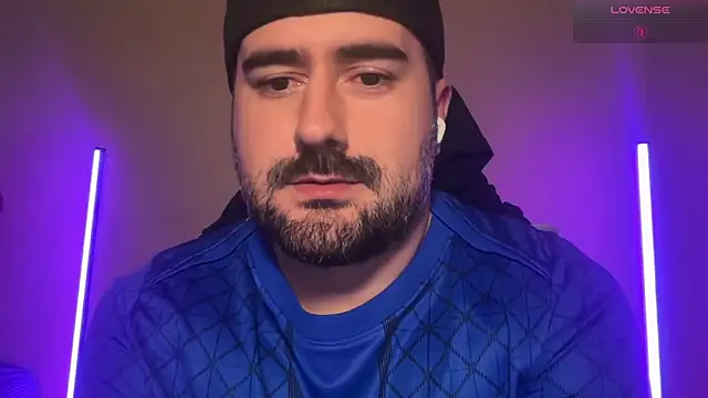 DominantTheo online show from 06/05/26, 03:24