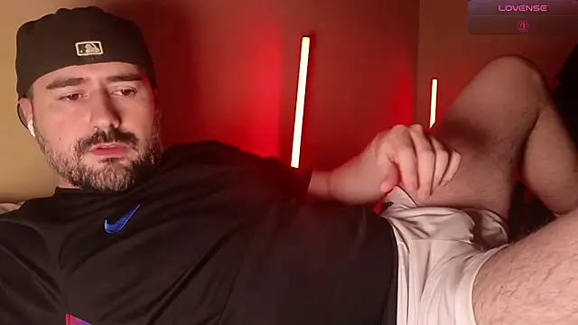 DominantTheo online show from 06/12/26, 04:00
