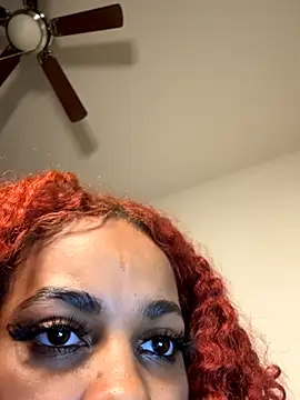 Snapshot of Cloutchasercrystall chatting on 10/07/25, 03:04 Cloutchasercrystall online show from 10/07/25, 03:04