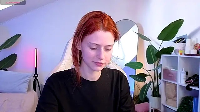 Snapshot of doll_lesli chatting on 11/09/25, 08:34 doll lesli online show from 11/09/25, 08:34