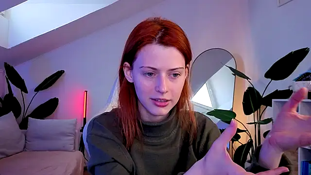 Snapshot of doll_lesli chatting on 11/23/25, 09:31 doll lesli online show from 11/23/25, 09:31