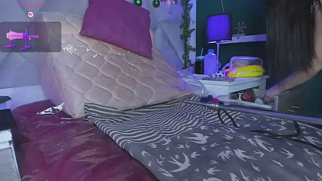 levana1 online show from 12/20/24, 11:16