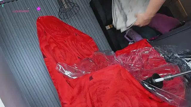 levana1 online show from 09/29/25, 05:12