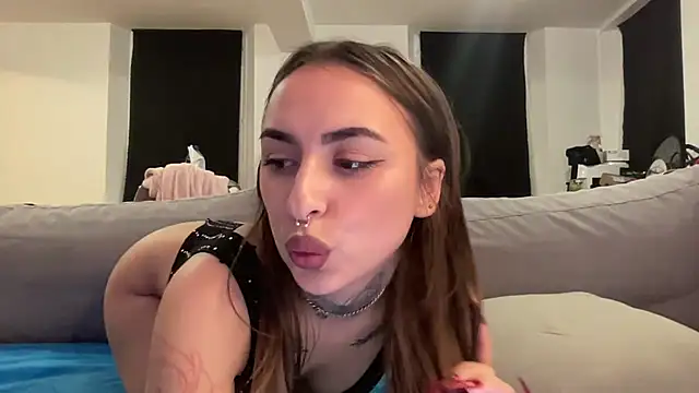 Snapshot of onefire56 chatting on 01/02/25, 09:07 onefire56 online show from 01/02/25, 09:07