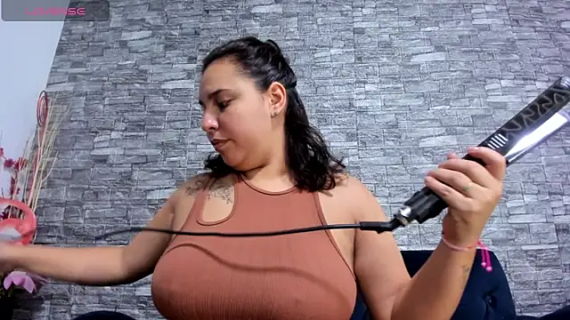 LizzRouse online show from 12/20/24, 10:00