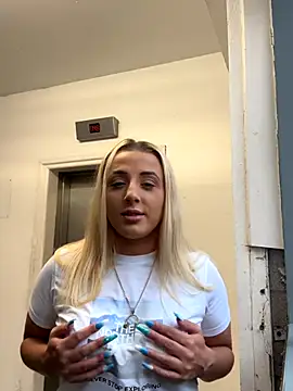 Strongqueen online show from 09/20/25, 05:25