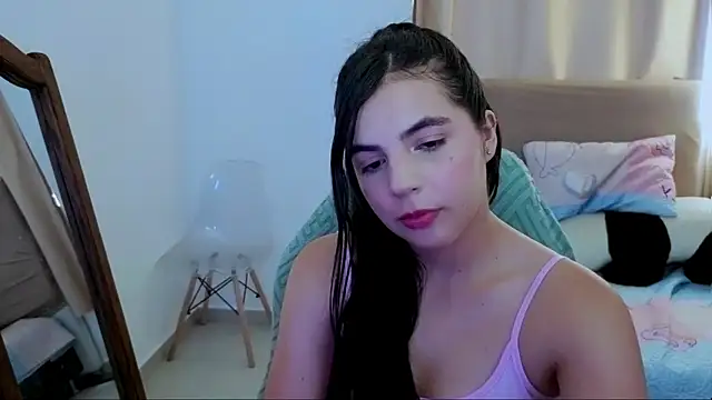  elenna online show from 07/25/26, 05:32