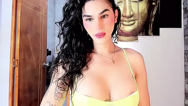 little tsgirl  online show from 07/05/26, 11:12