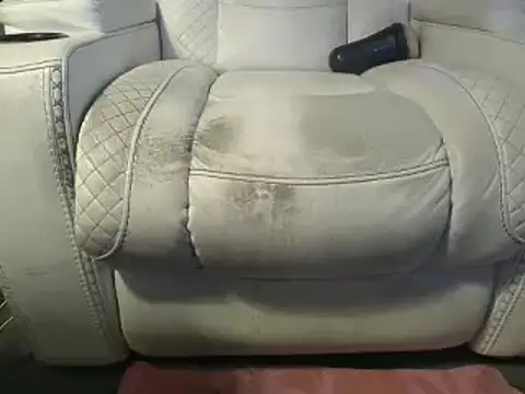 Snapshot of honeylovelace chatting on 10/28/25, 02:42 honeylovelace online show from 10/28/25, 02:42