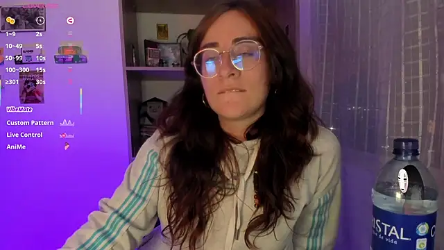 linda giggle online show from 07/28/26, 01:56