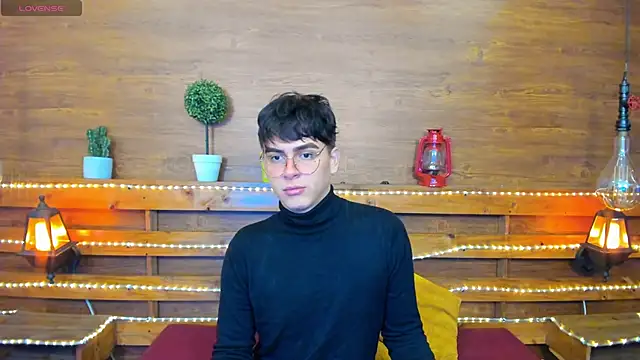 noahot08 online show from 01/23/25, 11:37