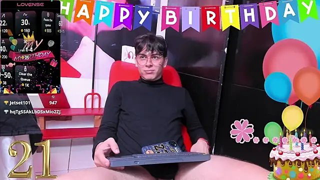 noahot08 online show from 02/09/25, 01:55