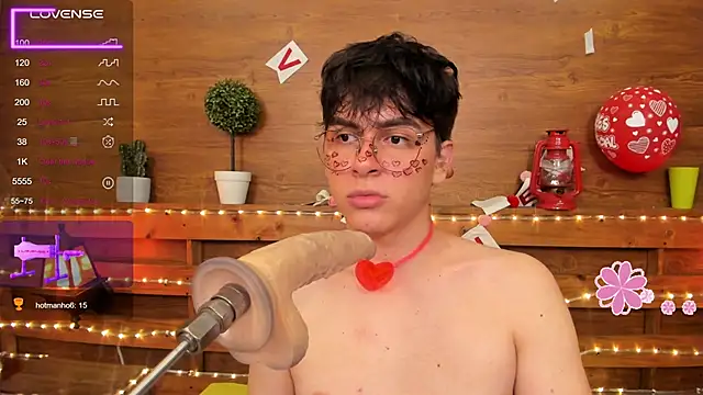 noahot08 online show from 02/15/25, 02:04
