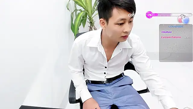 Naughty--asian online show from 01/20/25, 05:37