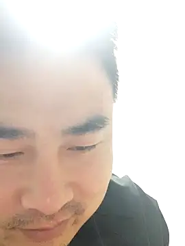 Snapshot of guozuo chatting on 12/17/24, 03:17 guozuo online show from 12/17/24, 03:17