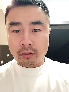 Snapshot of guozuo chatting on 10/22/25, 02:50 guozuo online show from 10/22/25, 02:50