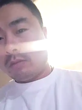 Snapshot of guozuo chatting on 11/04/25, 02:05 guozuo online show from 11/04/25, 02:05