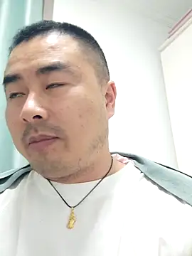 Snapshot of guozuo chatting on 11/10/25, 03:00 guozuo online show from 11/10/25, 03:00