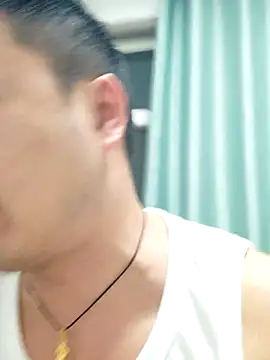 Snapshot of guozuo chatting on 11/27/25, 03:36 guozuo online show from 11/27/25, 03:36